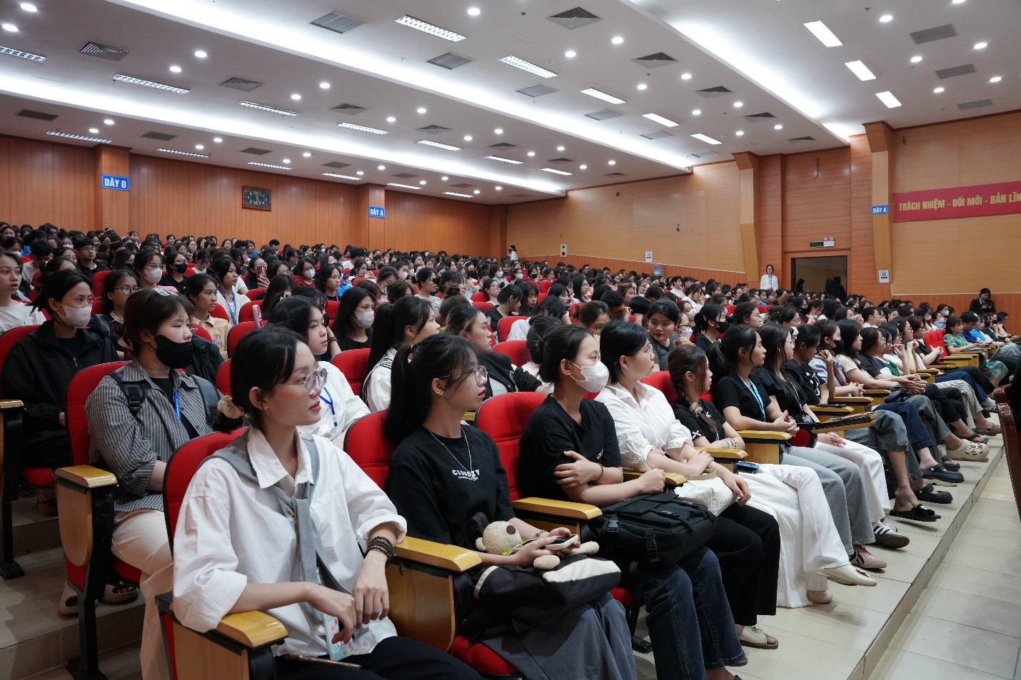 Talkshow Bí quyết chinh phục nhà tuyển dụng: Kết nối đam mê -Khơi dậy tiềm năng 