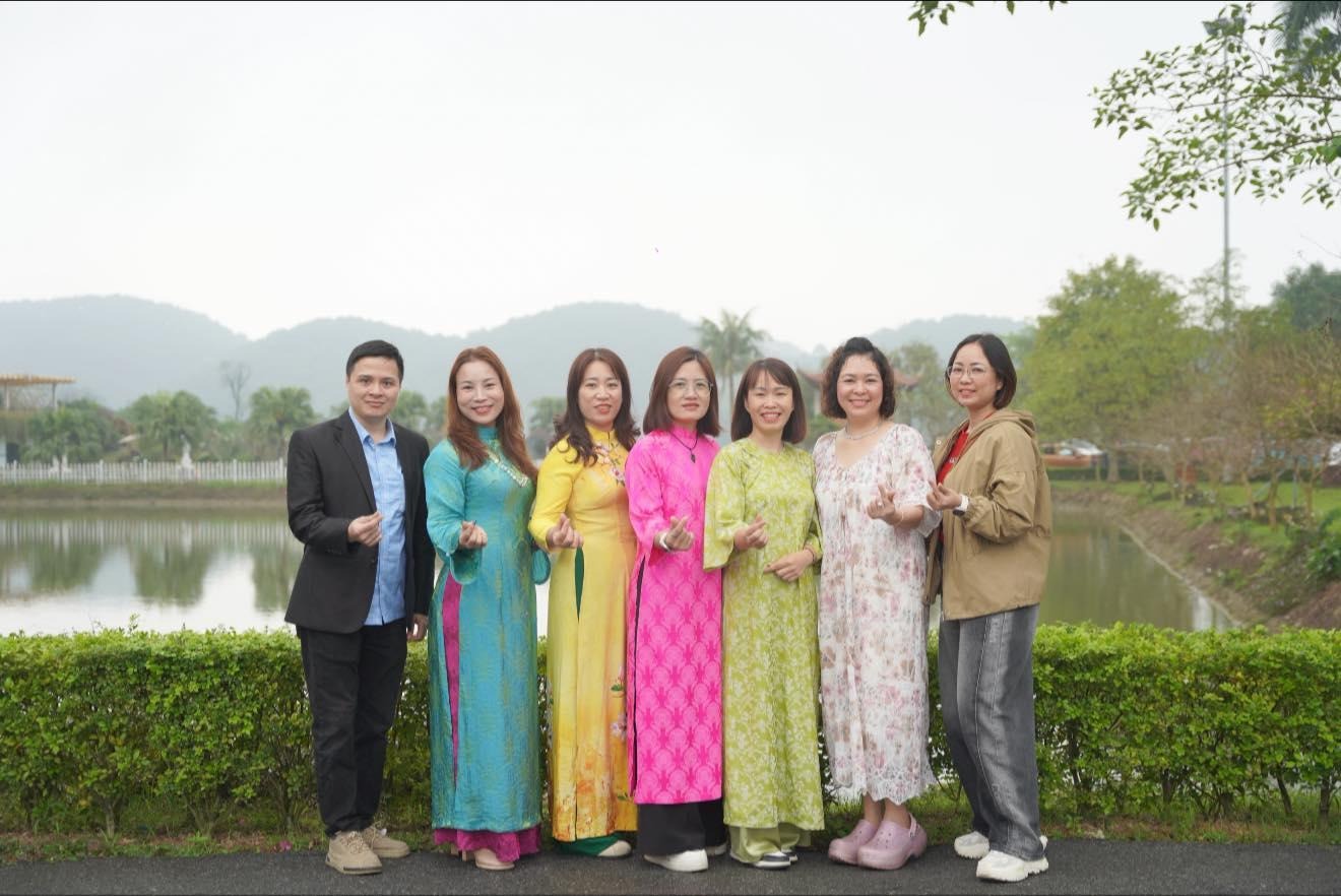 D:\P.Thúy- CĐ\h9.jpg