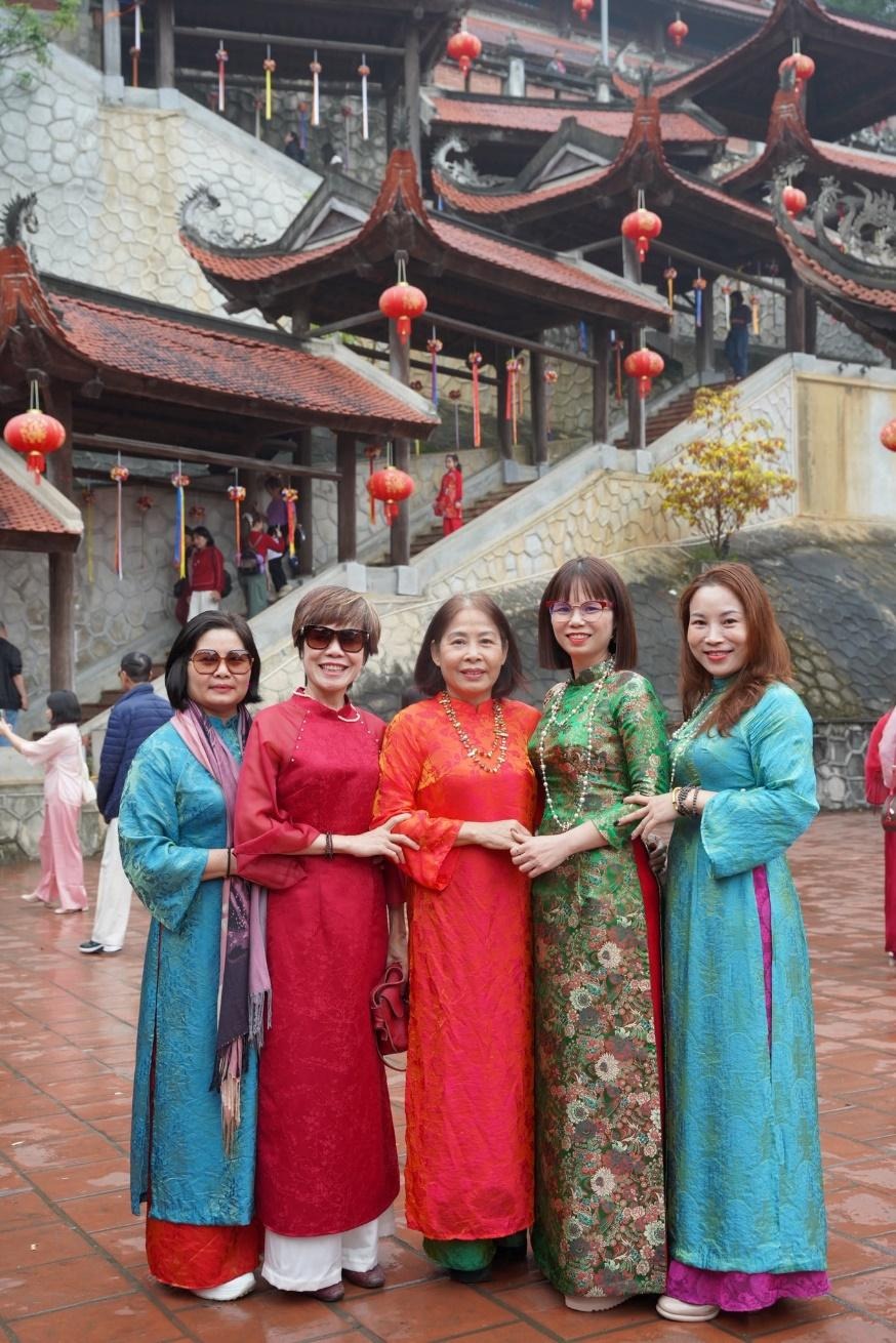 D:\P.Thúy- CĐ\h14.jpg