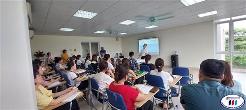 Khai giảng lớp “Nâng cao năng suất lao động trong doanh nghiệp ” tại Công ty TNHH MTV Dệt kim Đông Xuân