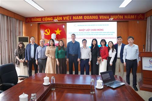 Trường Đại học Công nghiệp và Thương mại Hà Nội đón tiếp và làm việc với Trường Cao đẳng Công nghiệp Diêm Thành, Trung Quốc