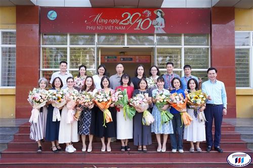 Trường Đại học Công nghiệp và Thương mại Hà Nội tri ân và tôn vinh những bông hoa HITU nhân Ngày Phụ nữ Việt Nam 20/10