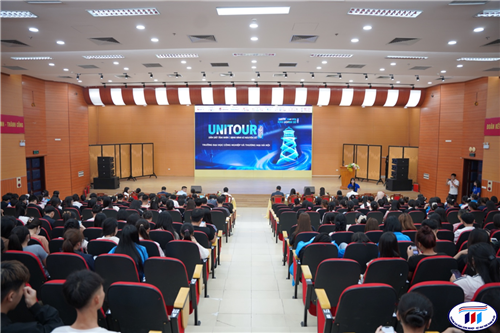 Unitour 2025 tại Trường Đại học Công nghiệp và Thương mại Hà Nội: Dẫn dắt tầm nhìn - định hình Kỷ nguyên số