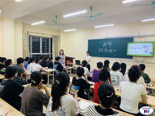 Khai giảng lớp tiếng Trung cơ bản Tr1.2-2023