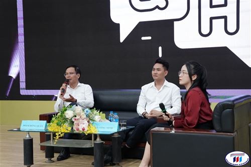 Talkshow Bí quyết chinh phục nhà tuyển dụng: Kết nối đam mê - Khơi dậy tiềm năng