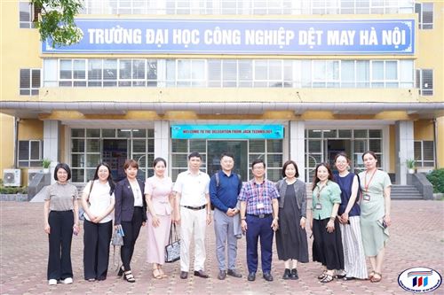 Công ty Jack Technology đến thăm và làm việc với Trường Đại học Công nghiệp Dệt May Hà Nội