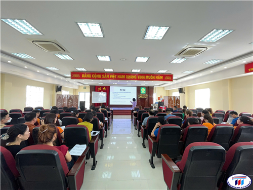 Tổ chức khóa  đào tạo Nâng cao năng suất lao động tại Tổng công ty may Hưng Yên - CTCP