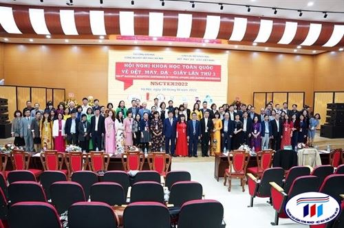 Cán bộ giảng viên Khoa Kinh tế tham gia Hội nghị khoa học toàn quốc về Dệt, May - Da Giày lần thứ 3 tại trường Đại học Công nghiệp Dệt May Hà Nội”
