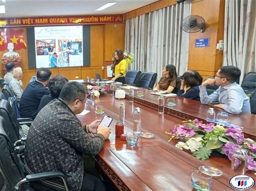 TRƯỜNG ĐẠI HỌC CÔNG NGHIỆP VÀ THƯƠNG MẠI HÀ NỘI TIẾP ĐÓN VÀ LÀM VIỆC VỚI HIỆP HỘI QUẢN LÝ DOANH NGHIỆP DỆT MAY TRUNG QUỐC