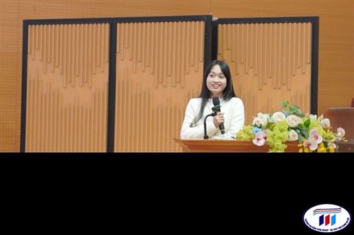 HITU TỔ CHỨC CHƯƠNG TRÌNH TUYÊN TRUYỀN VÀ TƯ VẤN SỨC KHỎE CHO NỮ SINH VIÊN