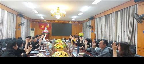 KIỂM ĐIỂM, XẾP LOẠI ĐẢNG VIÊN CUỐI NĂM 2025 CHI BỘ CÔNG NGHỆ DỆT MAY 1