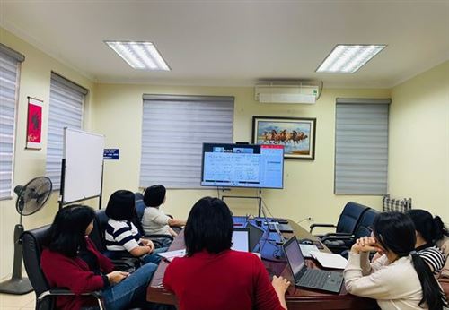 GIẢNG VIÊN BỘ MÔN KẾ TOÁN-QUẢN TRỊ KHOA KINH TẾ THAM GIA TẬP HUẤN THÔNG TƯ 99/2025/TT-BTC