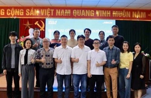 CẬP NHẬT CHUYÊN MÔN CÔNG NGHỆ MAY DƯỠNG TRÊN MÁY MAY JACK M5