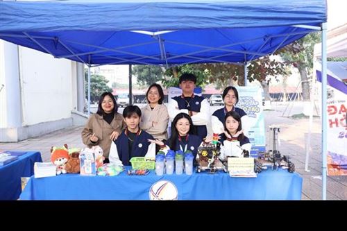 TRƯỜNG ĐẠI HỌC CÔNG NGHIỆP VÀ THƯƠNG MẠI HÀ NỘI TƯ VẤN HƯỚNG NGHIỆP – TUYỂN SINH TẠI TRƯỜNG THPT THUẬN THÀNH SỐ 2 (BẮC NINH)