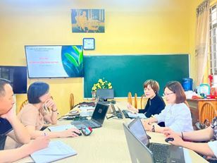 HỌP RÚT KINH NGHIỆM ĐỔI MỚI PHƯƠNG PHÁP GIẢNG DẠY HỌC KỲ I NĂM HỌC 2025–2026