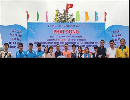 RỰC LỬA TINH THẦN TRONG NGÀY CHẠY OLYMPIC VÌ SỨC KHỎE TOÀN DÂN