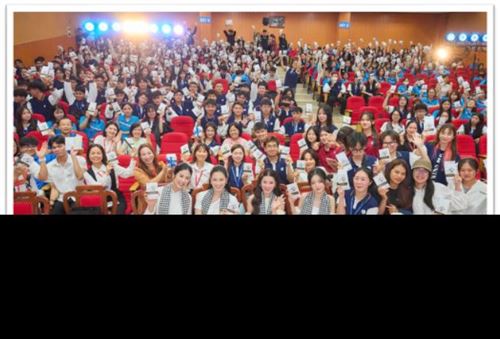 HÀNH TRÌNH TỪ TRÁI TIM LAN TỎA GIÁ TRỊ SÁCH TỚI SINH VIÊN HITU 2026