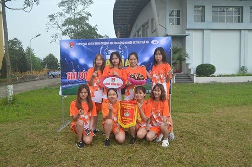 Giải bóng đá Cup nữ sinh HTU 2018